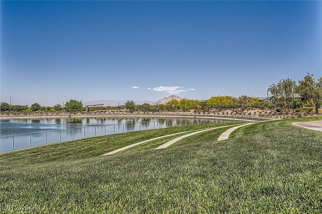 707 Cottonwood Hill Pl Henderson, NV 89011 - Thumbnail 4