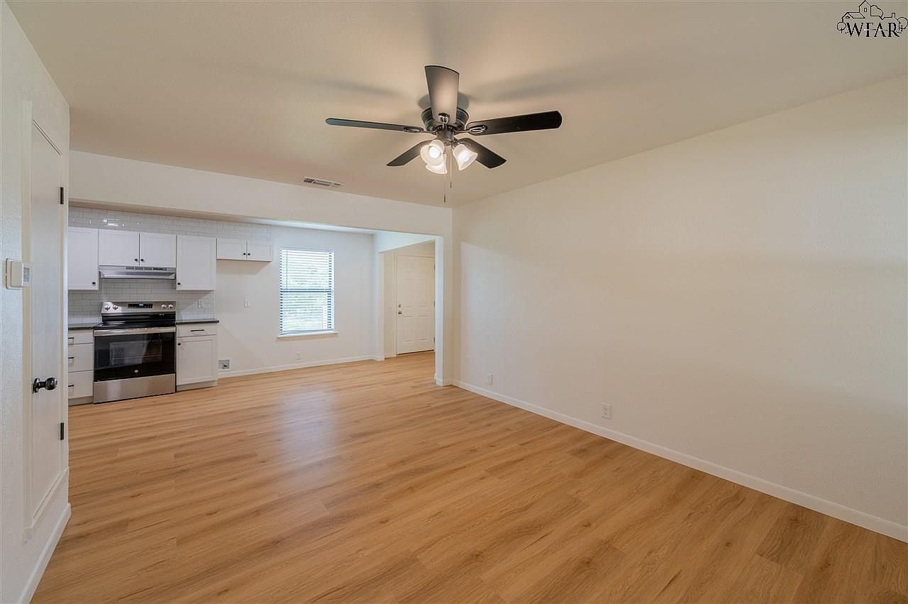 2504 Bandera Blvd Wichita Falls, TX 76301 - Thumbnail 4