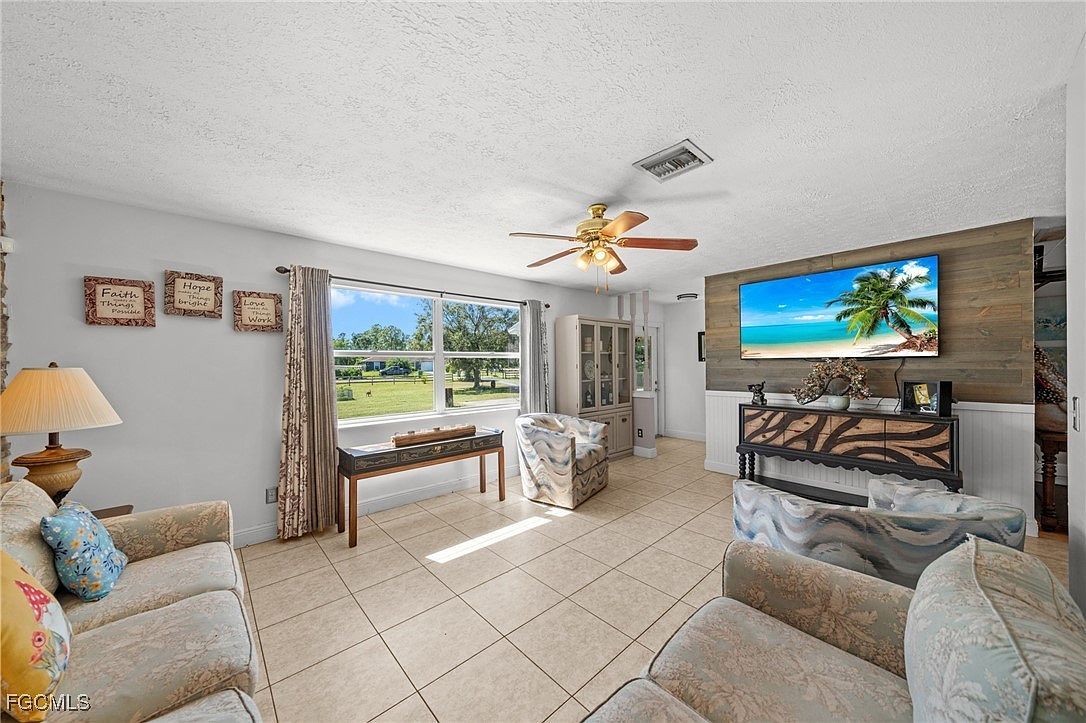 4121 16th Ave NE Naples, FL 34120 - Thumbnail 4