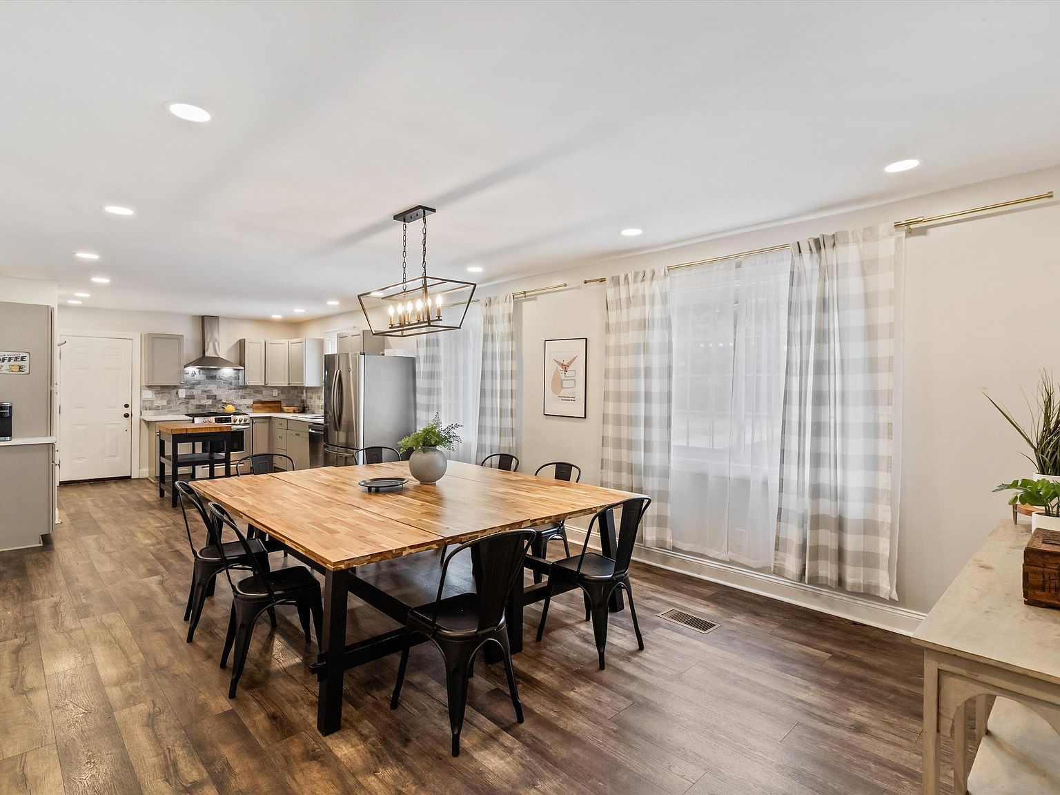 909 S McLean Blvd Memphis, TN 38114 - Thumbnail 4