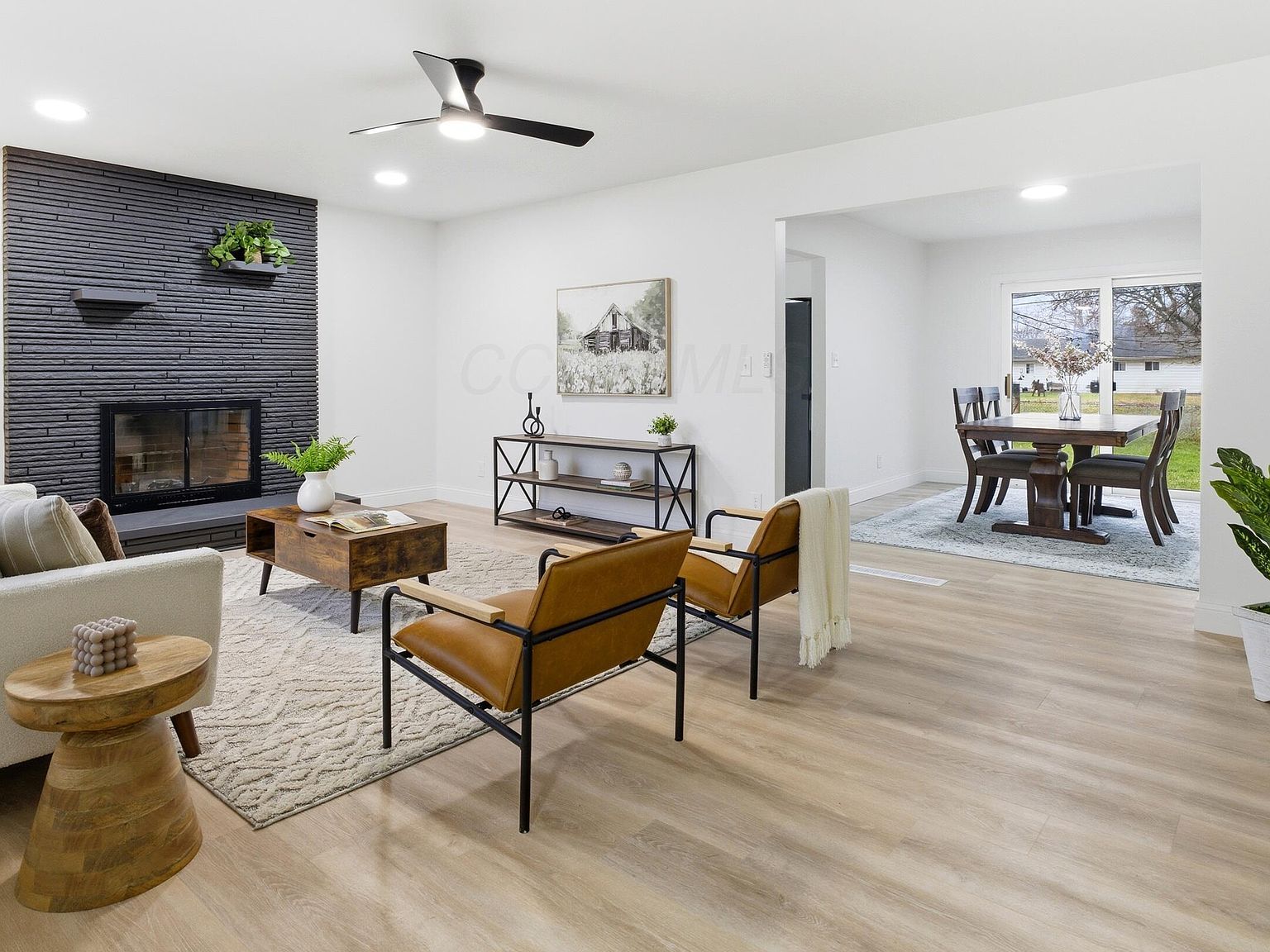 1379 Crestwood Ave Columbus, OH 43227 - Thumbnail 4