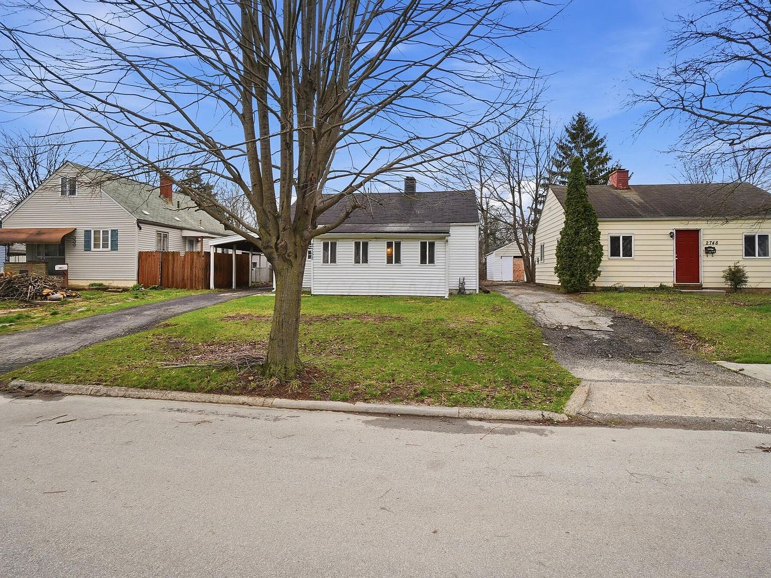 2752 Azelda St Columbus, OH 43211 - Thumbnail 4