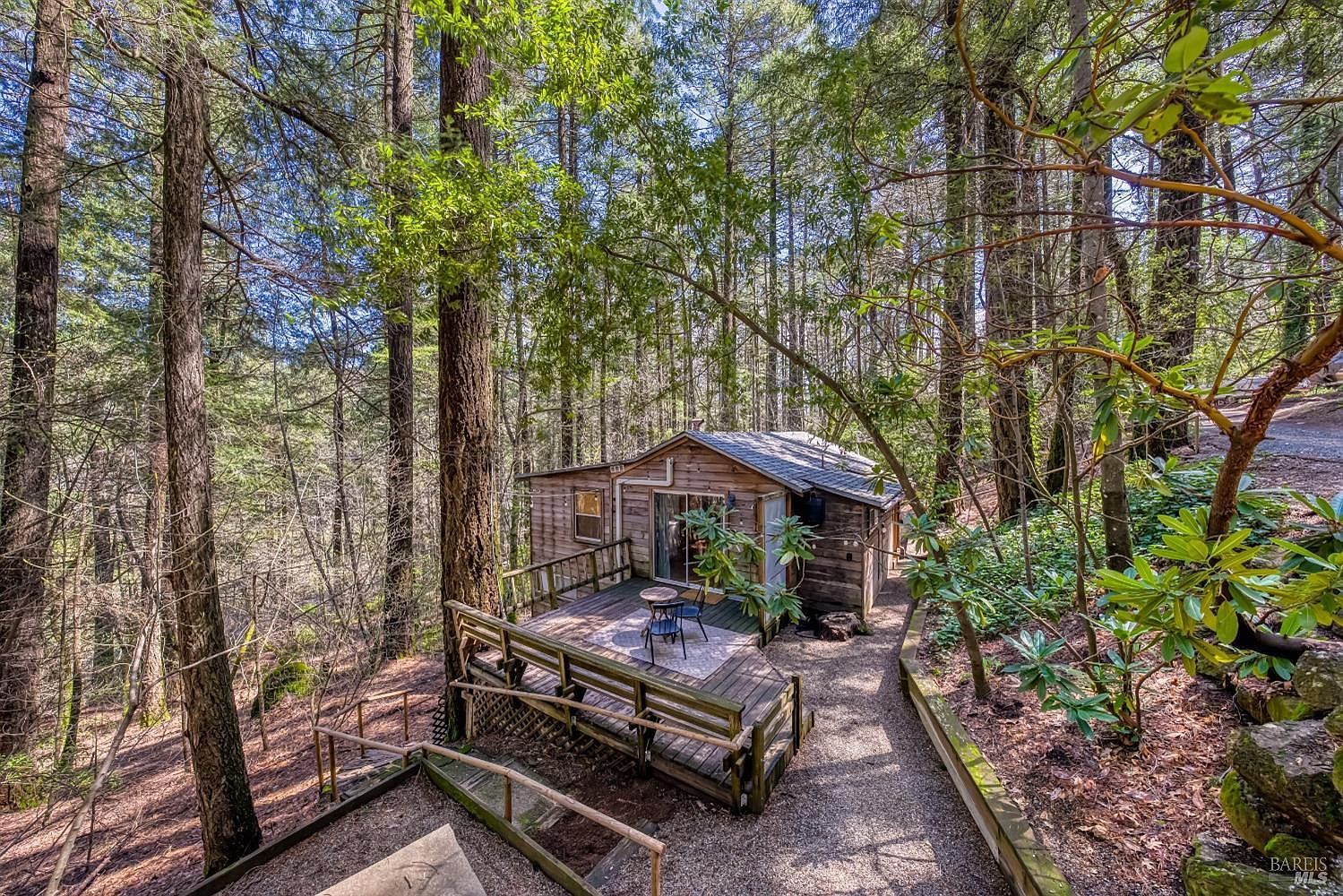 17000 Edgewood Way Middletown, CA 95461 - Thumbnail 4