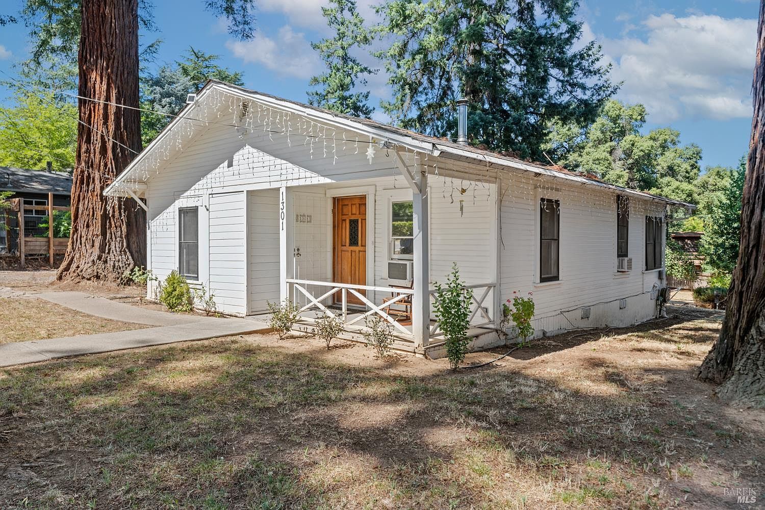 1301 Knob Hill Rd Ukiah, CA 95482 - Thumbnail 4