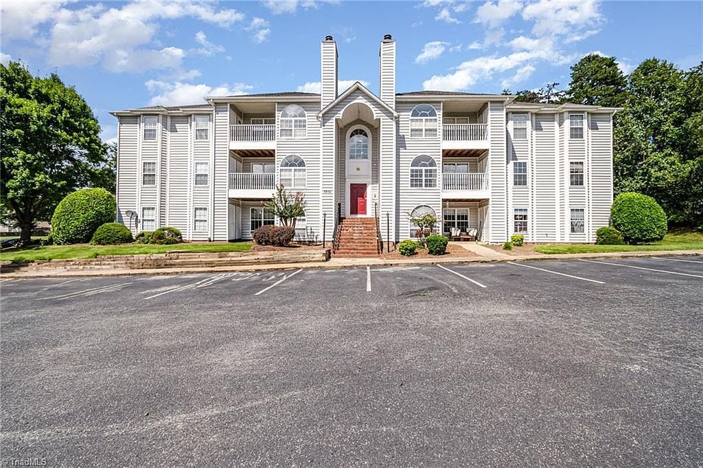 3624 Morris Farm Dr APT 2B Greensboro, NC 27409 - Thumbnail 4