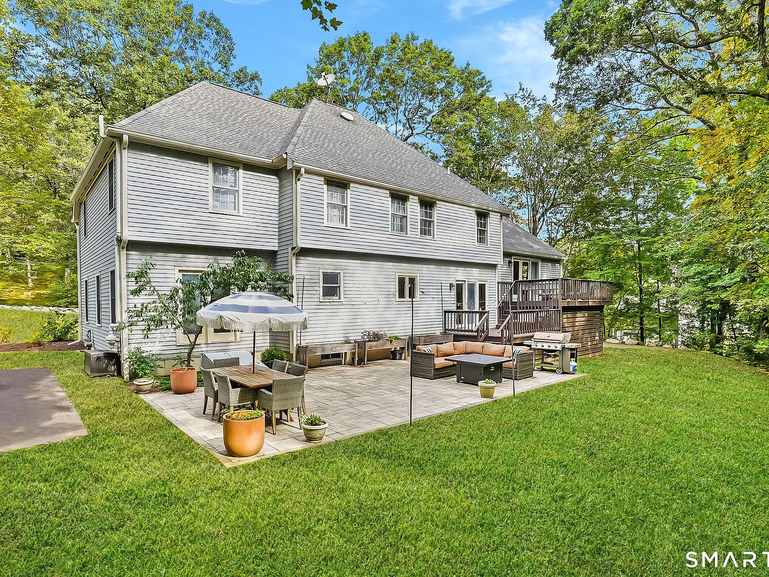 96 Coventry Ln Trumbull, CT 06611 - Thumbnail 4