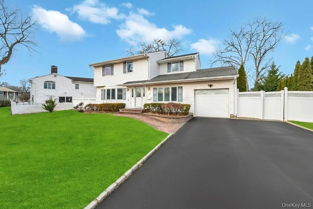 7 Carto Cir Deer Park, NY 11729 - Thumbnail 4