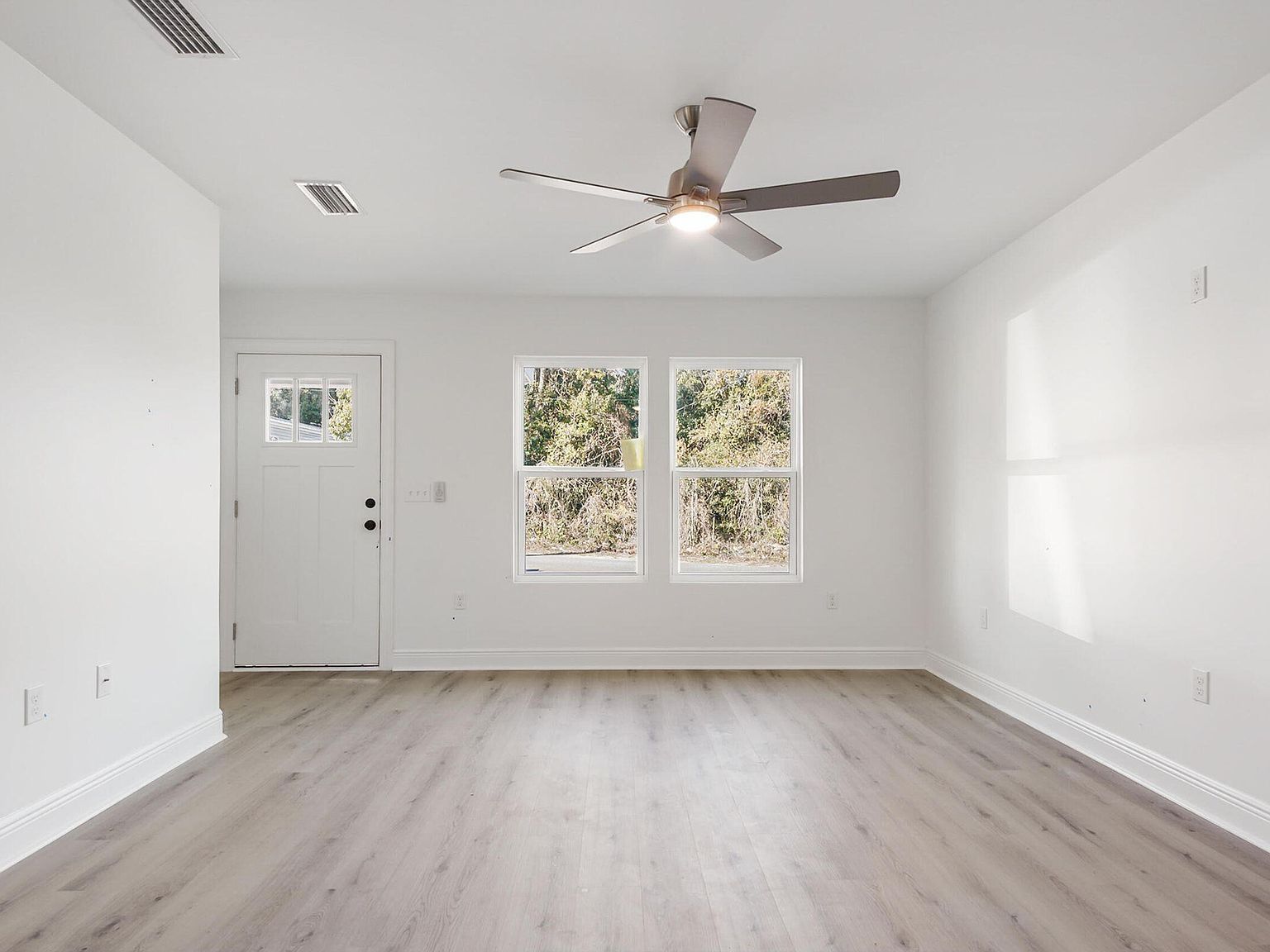 924 Taylor Dr Panama City, FL 32404 - Thumbnail 4