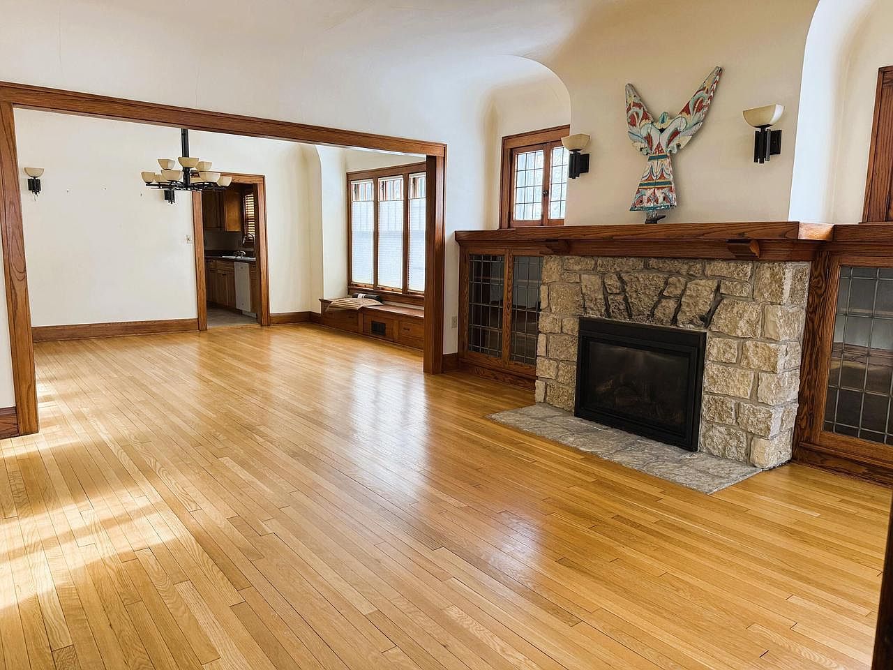 1904 N 83rd St Wauwatosa, WI 53213 - Thumbnail 4