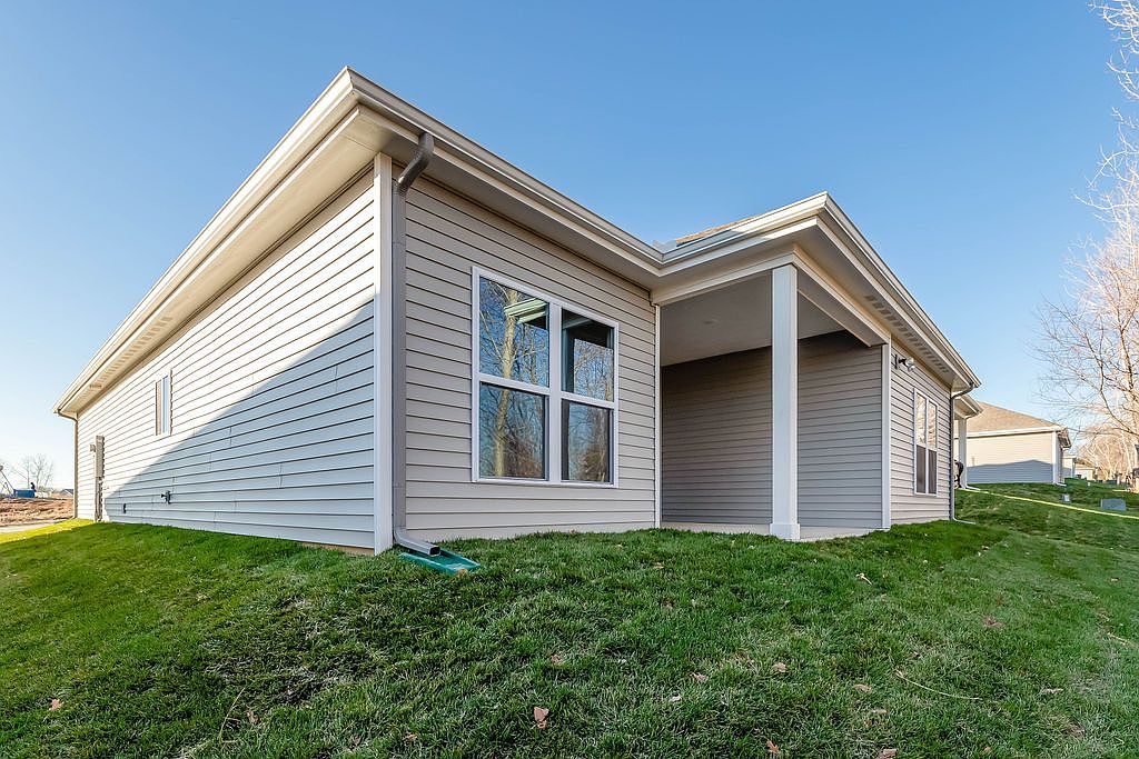 The Wells Plan, North Creek Village Kansas City, MO 64163 - Thumbnail 4