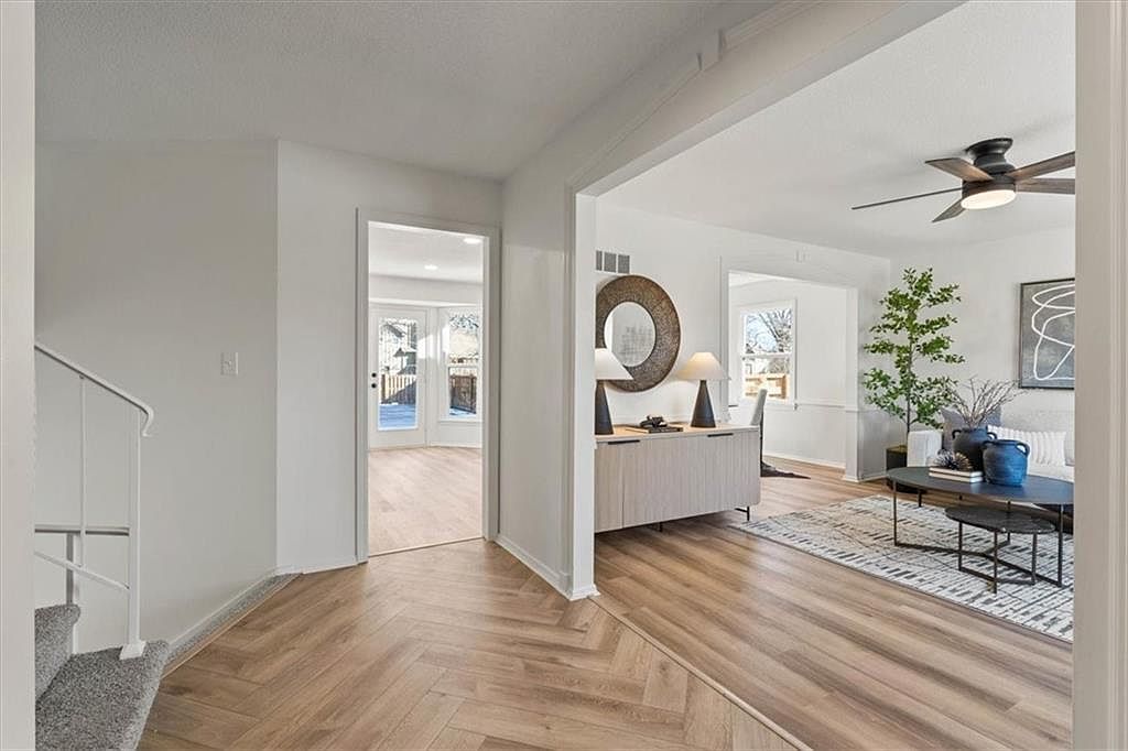 8512 W 98th St Overland Park, KS 66212 - Thumbnail 4