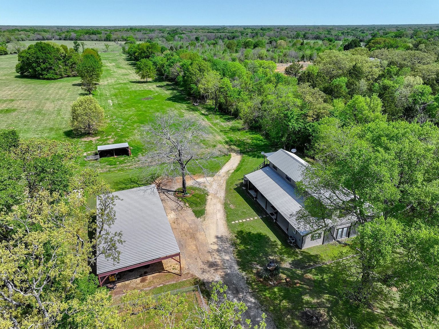 902 Vz County Road 3710 Edgewood, TX 75117 - Thumbnail 4