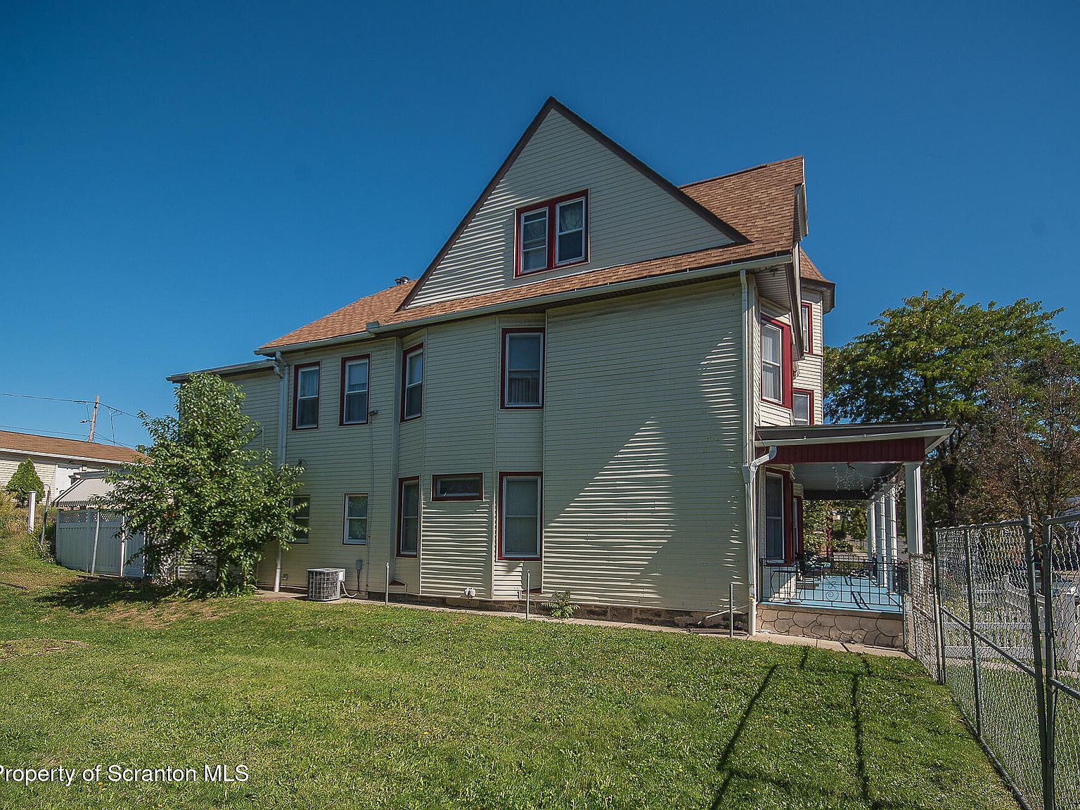 327-329 Prescott Ave Scranton, PA 18510 - Thumbnail 4