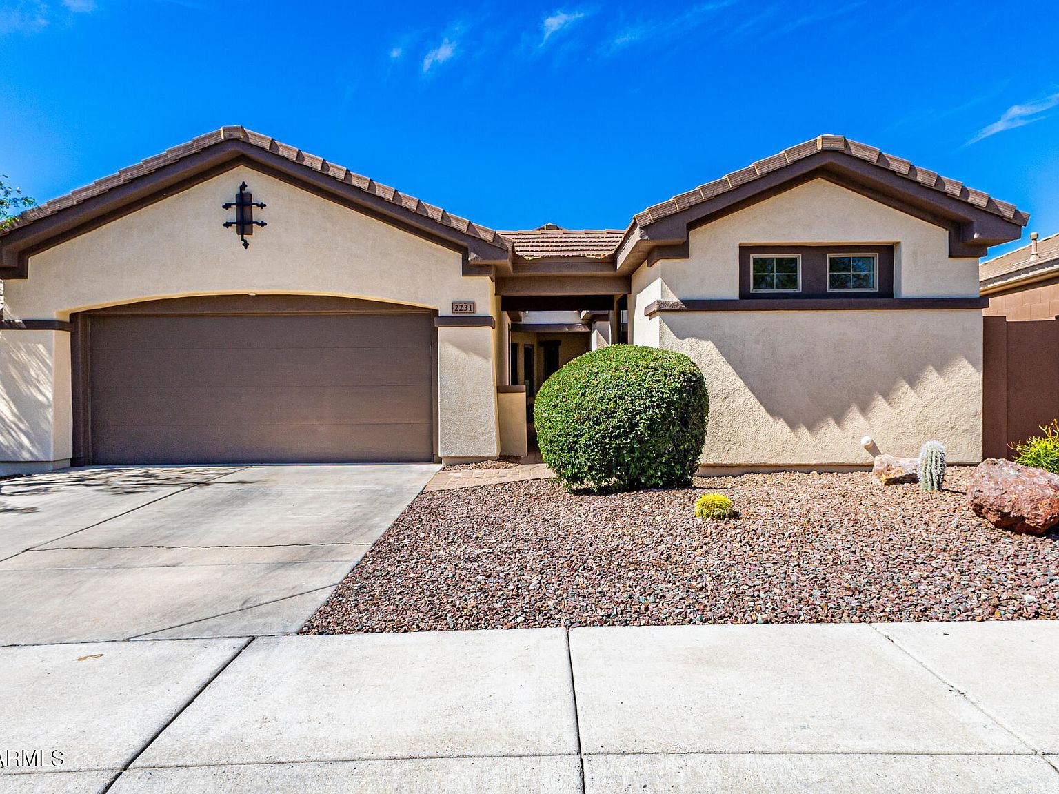 2231 W Valhalla Ct Phoenix, AZ 85086 - Thumbnail 4