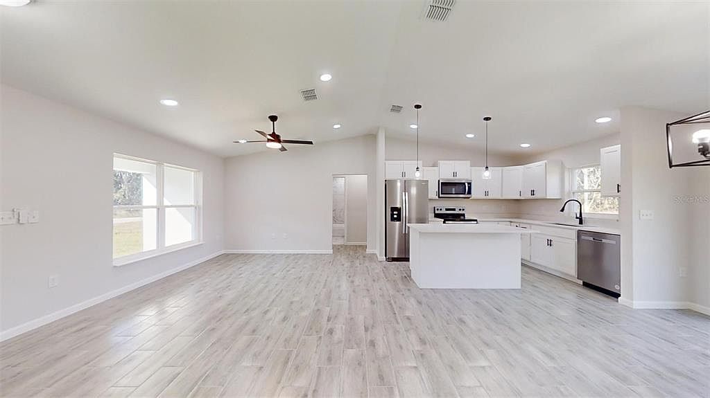 232 Locust Pass Ocala, FL 34472 - Thumbnail 4