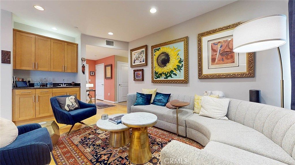 4821 Bakman Ave UNIT 405 Valley Village, CA 91601 - Thumbnail 4