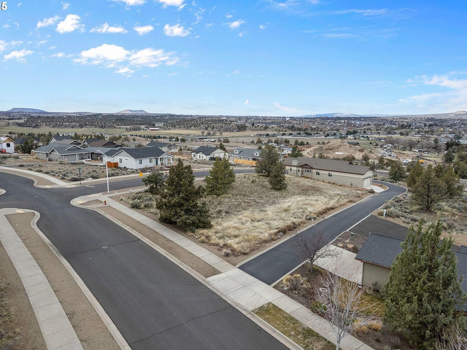 SE Greenleaf Ln Madras, OR 97741 - Thumbnail 4