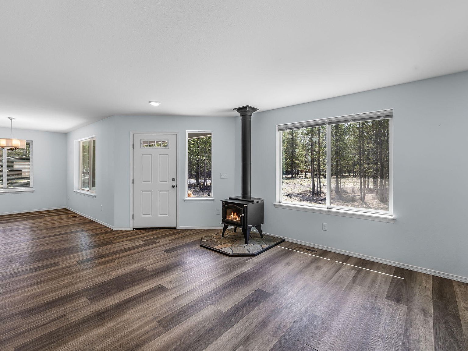 11421 Burlwood Dr La Pine, OR 97739 - Thumbnail 4