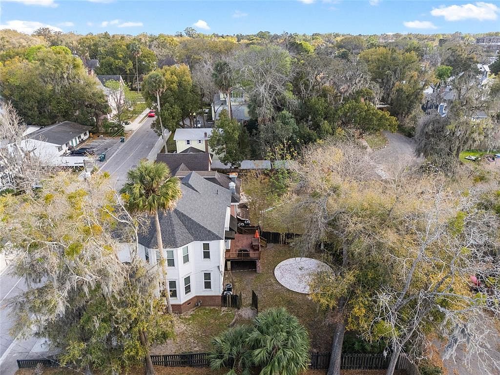 30 SE Wenona Ave Ocala, FL 34471 - Thumbnail 4