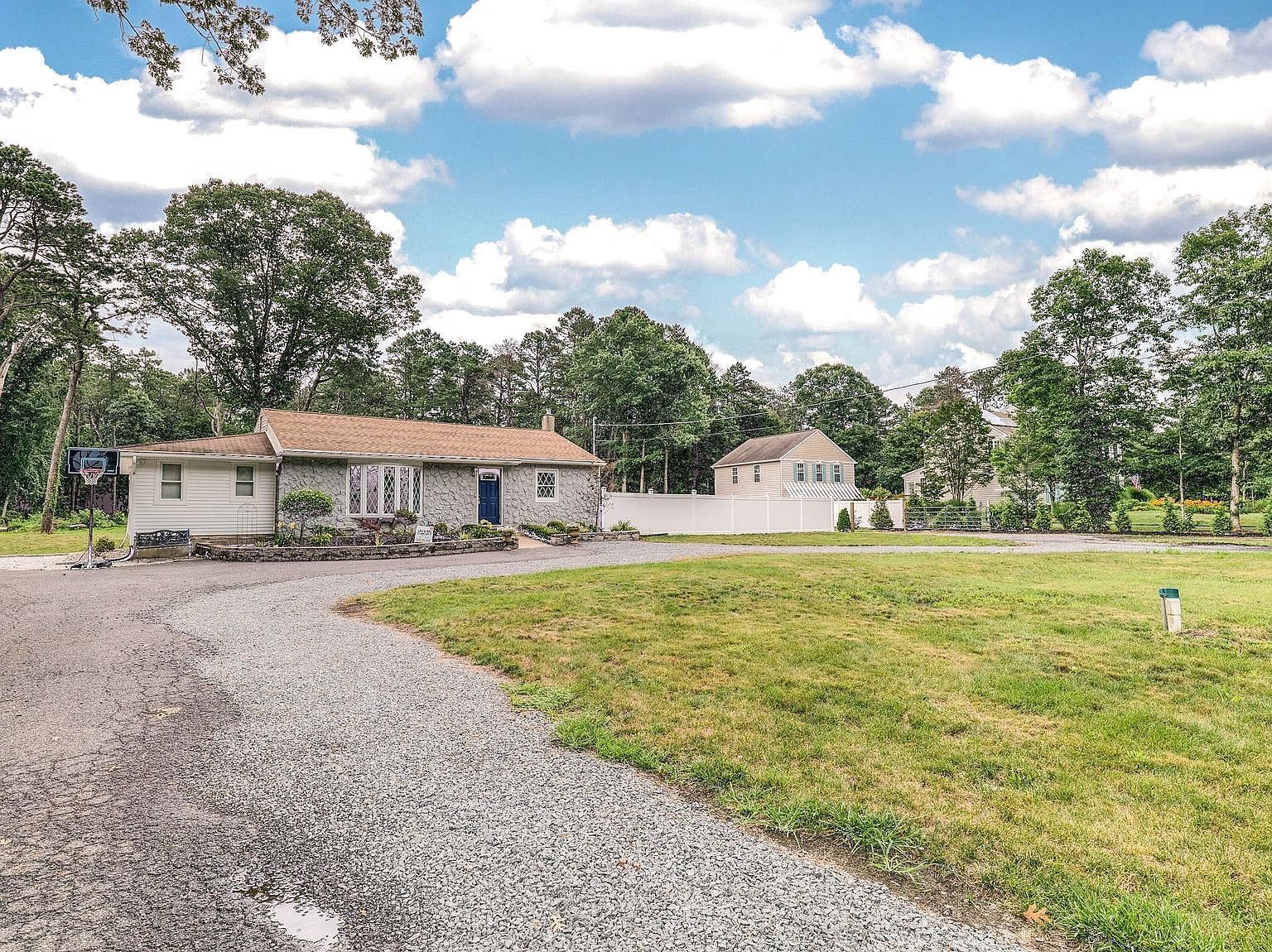 239 Blue Anchor Rd Sicklerville, NJ 08081 - Thumbnail 4