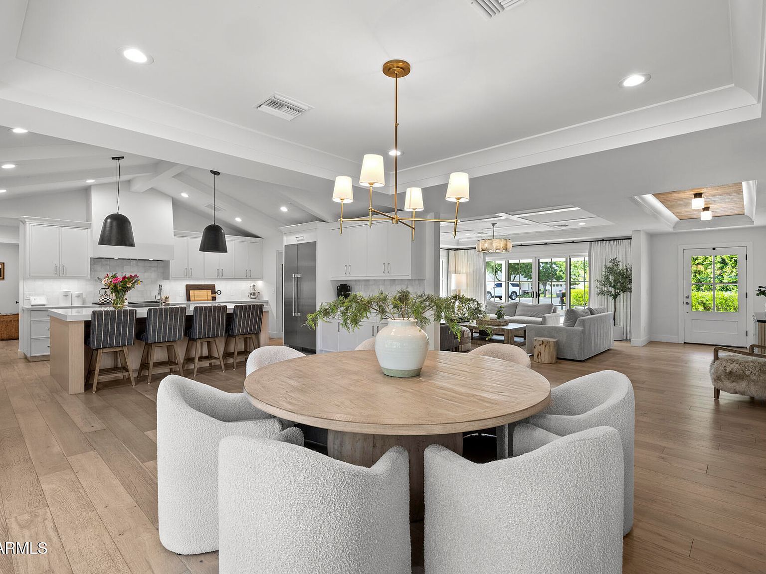 4636 E Calle Ventura Phoenix, AZ 85018 - Thumbnail 4