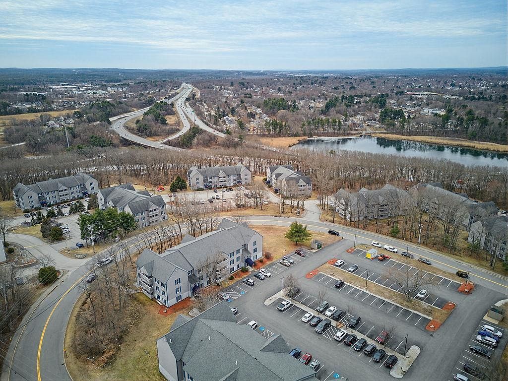 144 Eastern Ave APT 304 Manchester, NH 03104 - Thumbnail 4