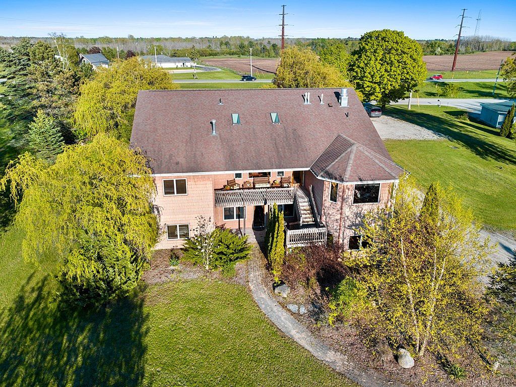 3899 Old Highway Rd Sturgeon Bay, WI 54235 - Thumbnail 4