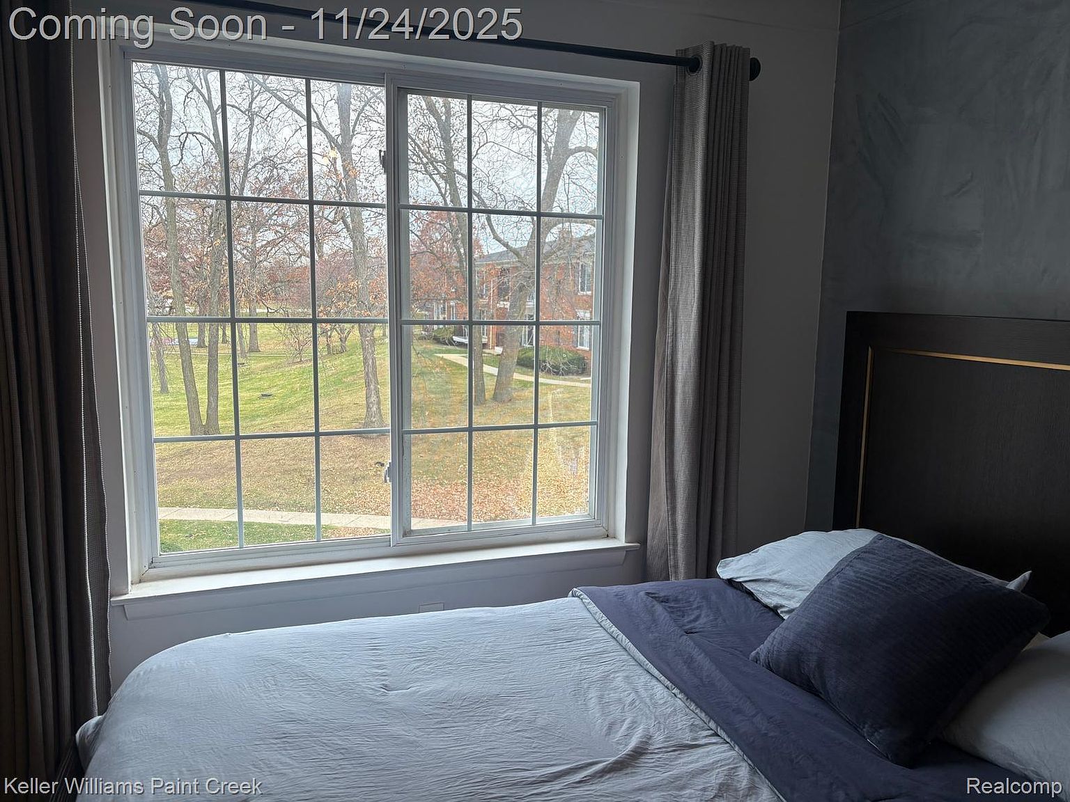 433 Fox Hills Dr S APT 5 Bloomfield Hills, MI 48304 - Thumbnail 4