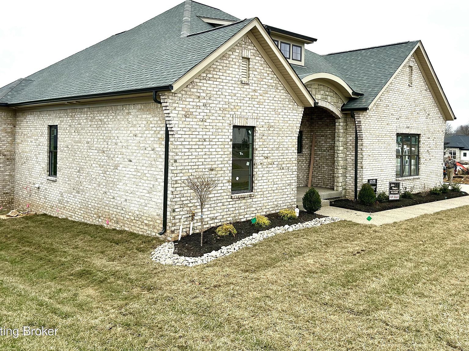 39 Thomas Farm Dr Louisville, KY 40299 - Thumbnail 4