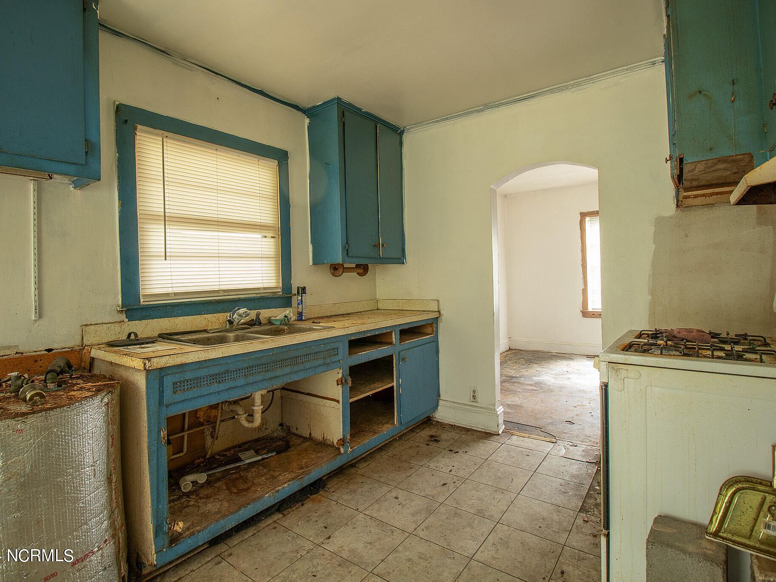 300 Carolina Ave Tarboro, NC 27886 - Thumbnail 4