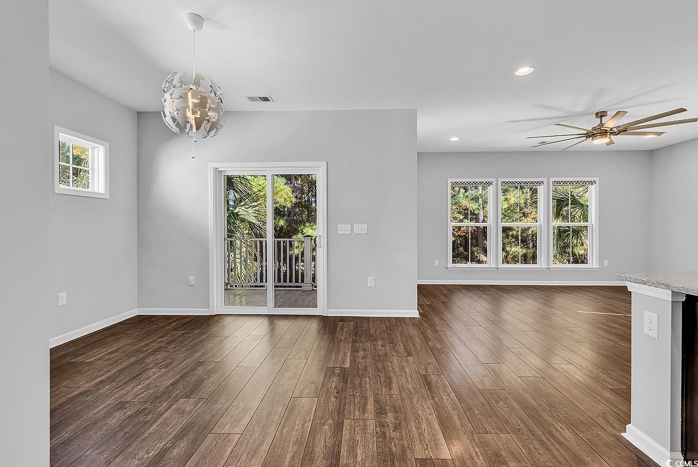 161 Splendor Cir Murrells Inlet, SC 29576 - Thumbnail 4