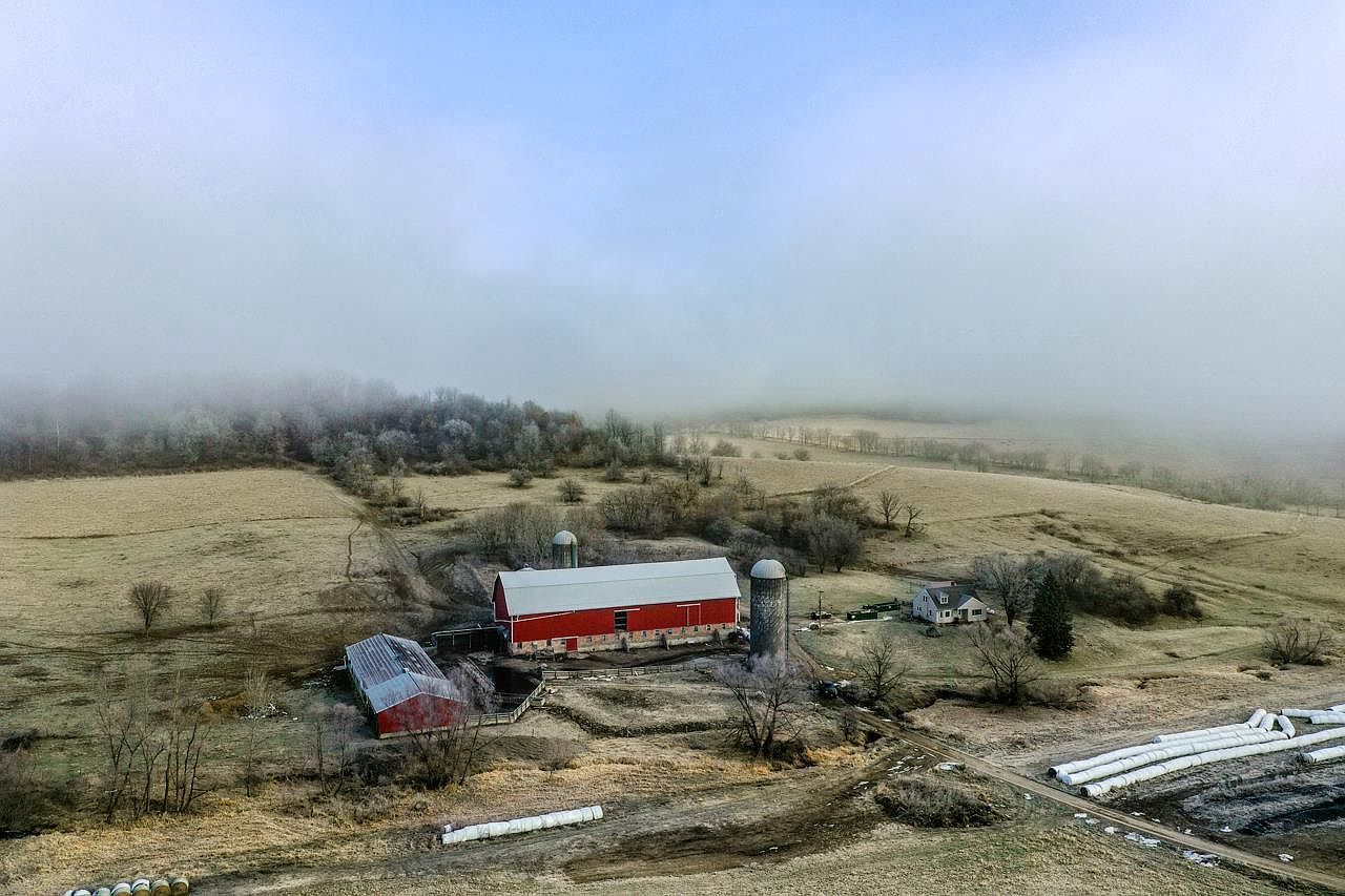 E5190 Sand Hill Rd Reedsburg, WI 53959 - Thumbnail 4