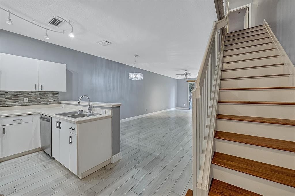 4844 NW 58th Mnr Coconut Creek, FL 33073 - Thumbnail 4