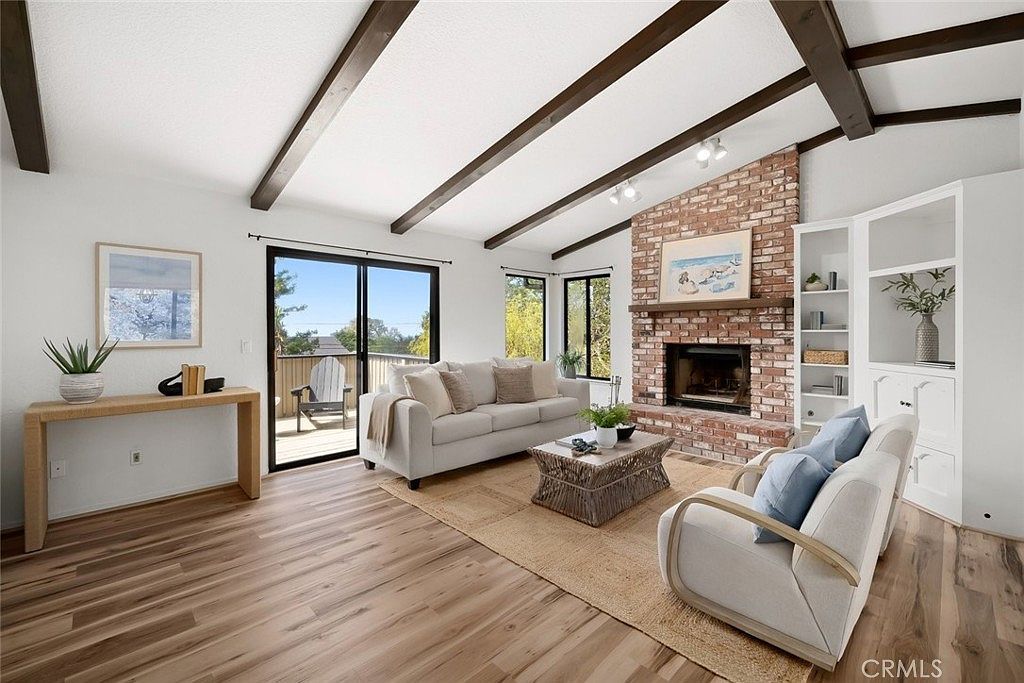 1875 Chester Ln Cambria, CA 93428 - Thumbnail 4