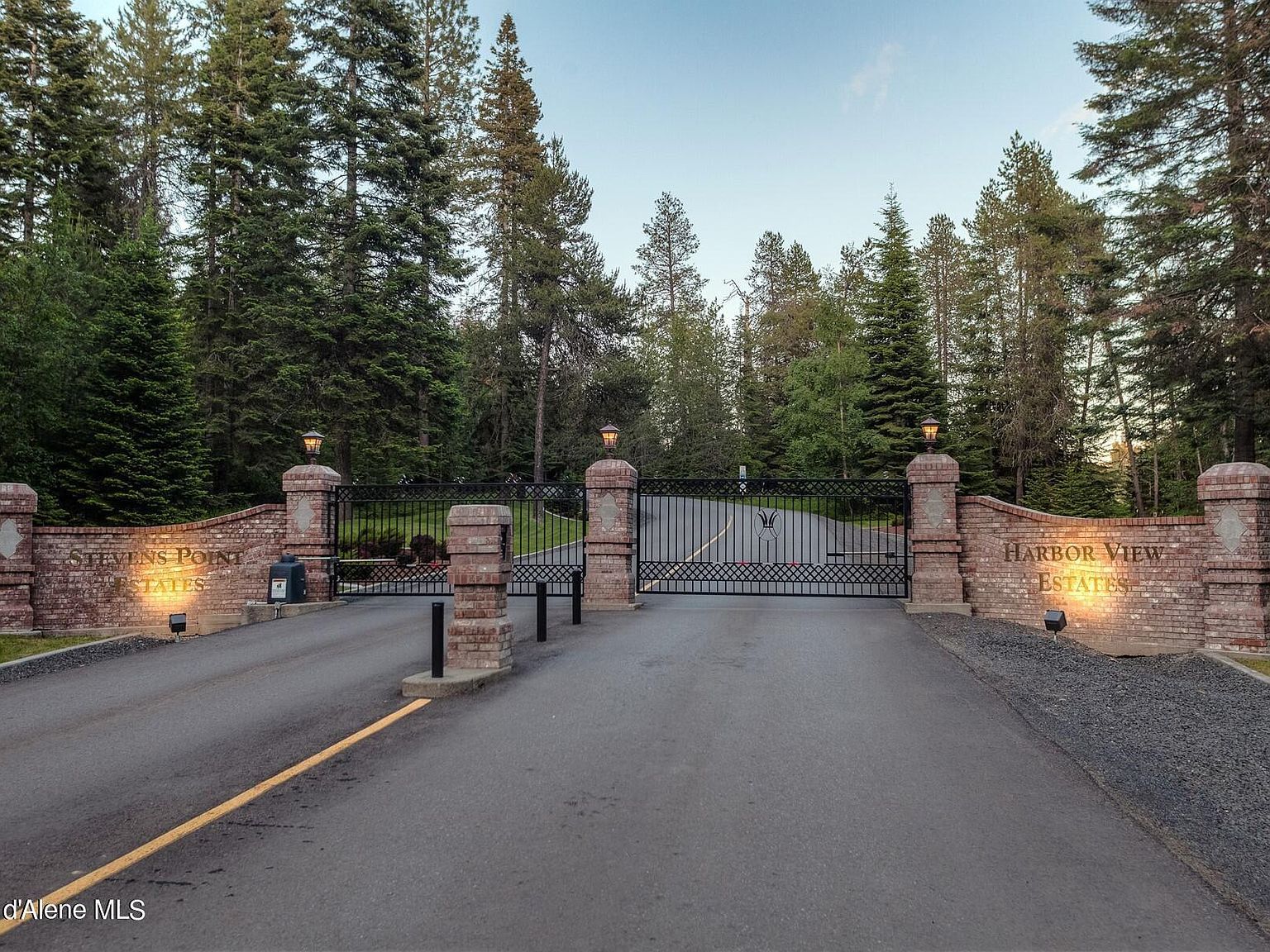 4926 S Scenic Dr Coeur D Alene, ID 83814 - Thumbnail 4