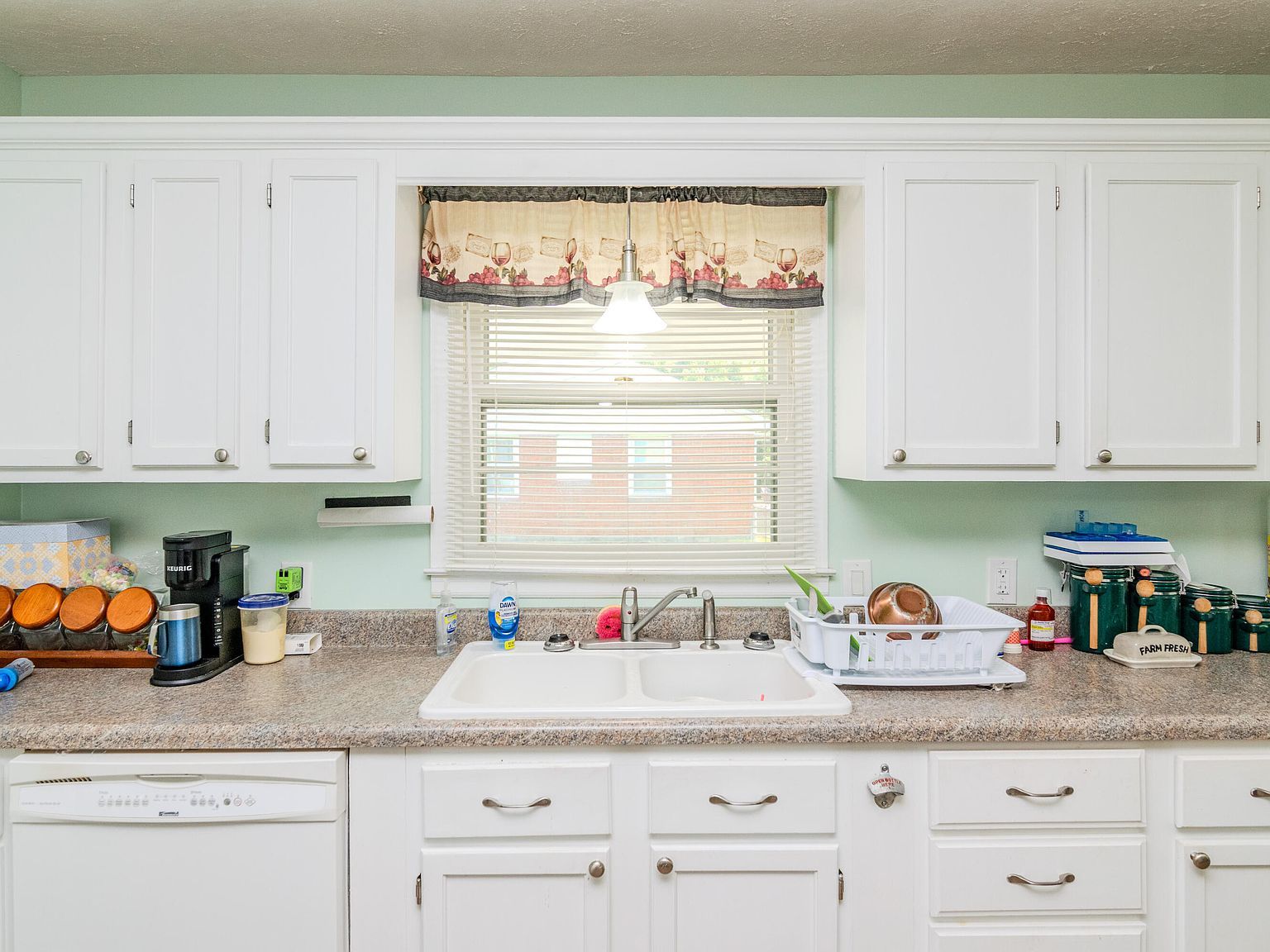 1541 E College Ave Stanton, KY 40380 - Thumbnail 4