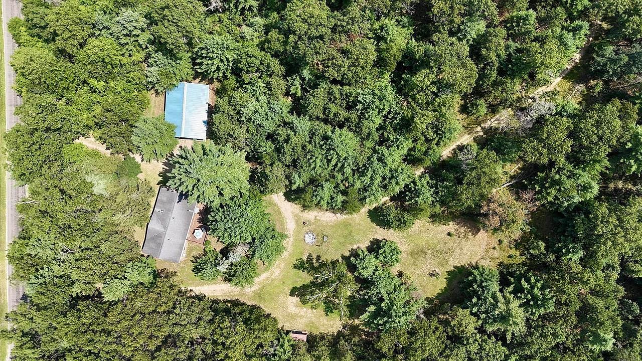 817 Elk Dr Adams, WI 53910 - Thumbnail 4