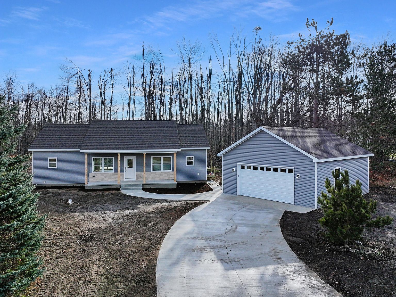 721 Krystal Meadows Ln Gaylord, MI 49735 - Thumbnail 4