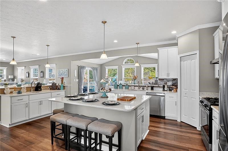 110 Multiflora Dr N Canonsburg, PA 15317 - Thumbnail 4