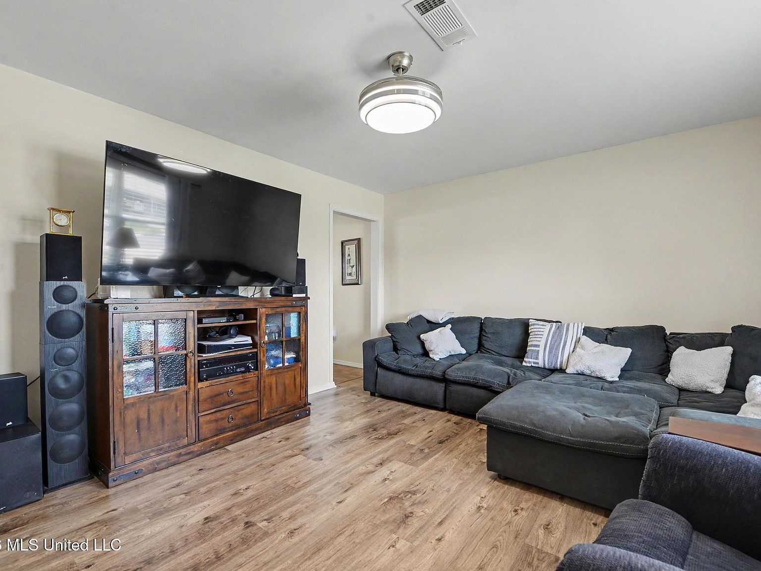 203 Lynn Cir Pass Christian, MS 39571 - Thumbnail 4