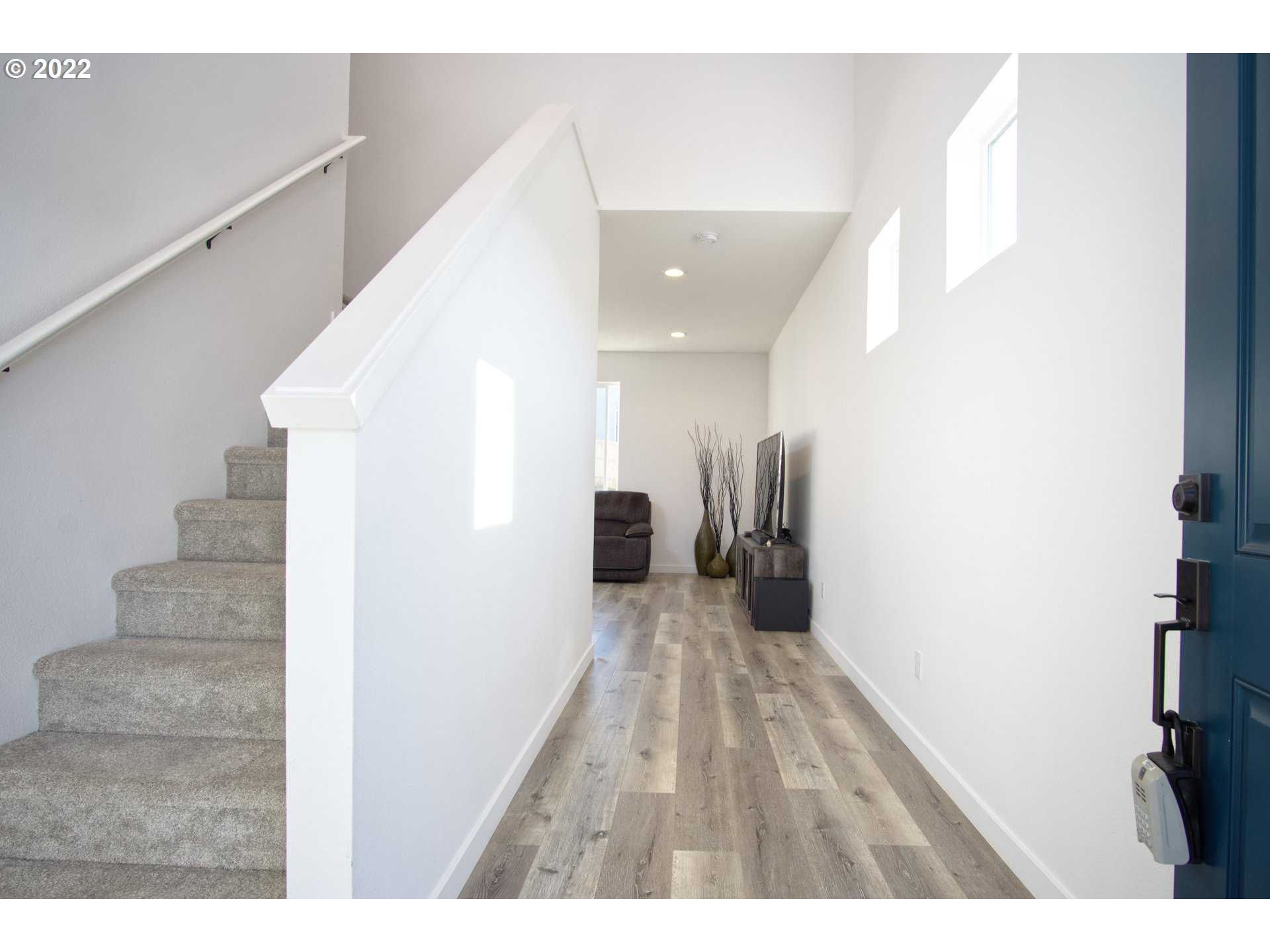 920 NE TRILLIUM DR LOT47, Estacada, OR, 97023 - Thumbnail 4