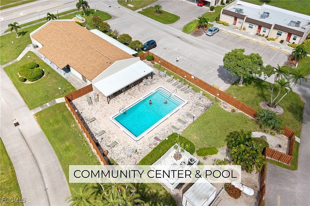 6300 S Pointe Blvd APT 470 Fort Myers, FL 33919 - Thumbnail 4