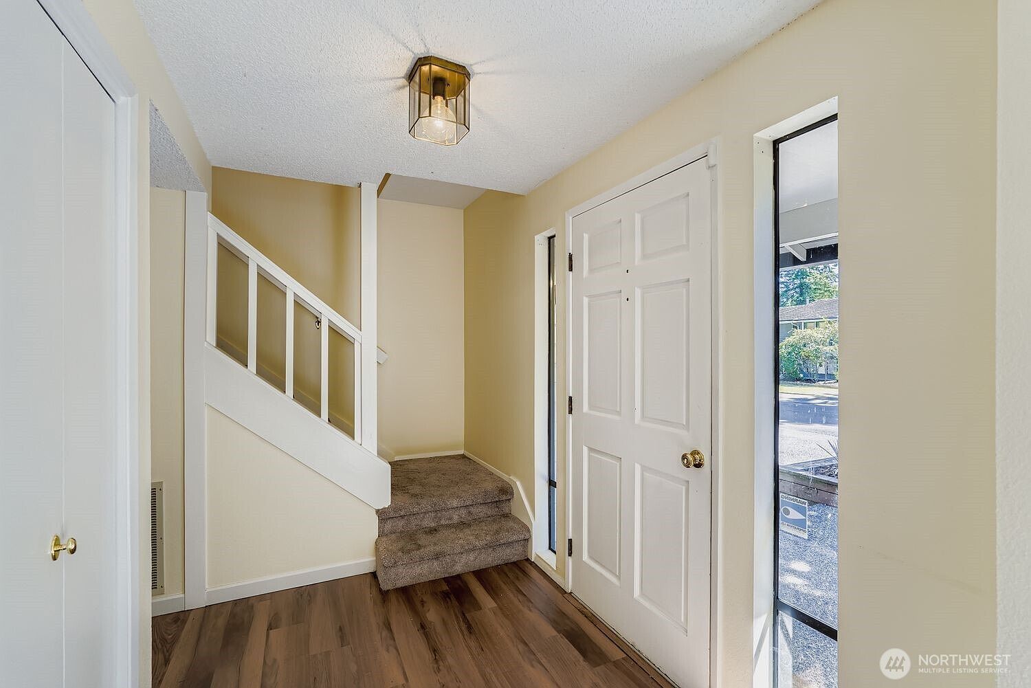 16629 158th Pl SE Renton, WA 98058 - Thumbnail 4