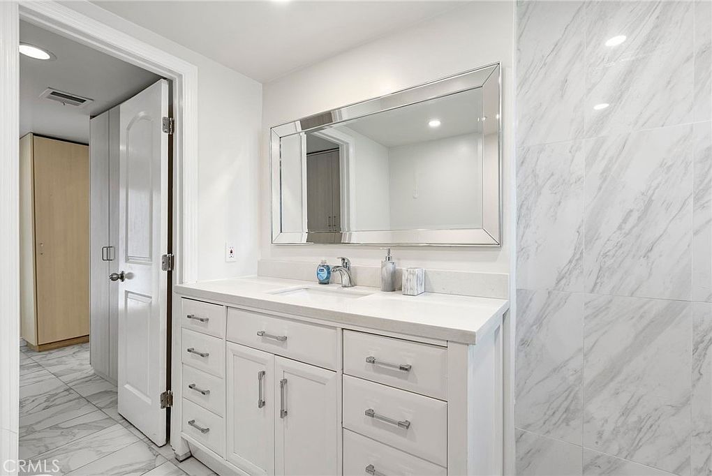 2028 E Cienega Ave Covina, CA 91724 - Thumbnail 4