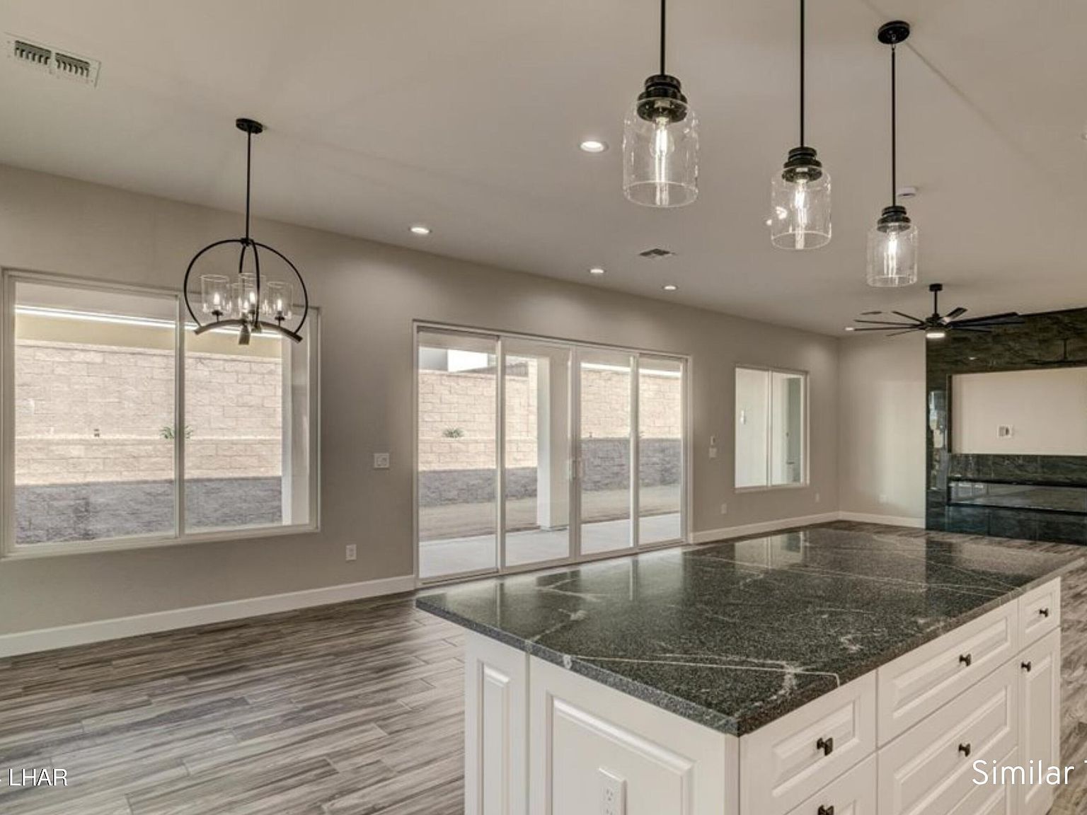 2271 The Jasper On Your Lot Pln Lake Havasu City, AZ 86404 - Thumbnail 4