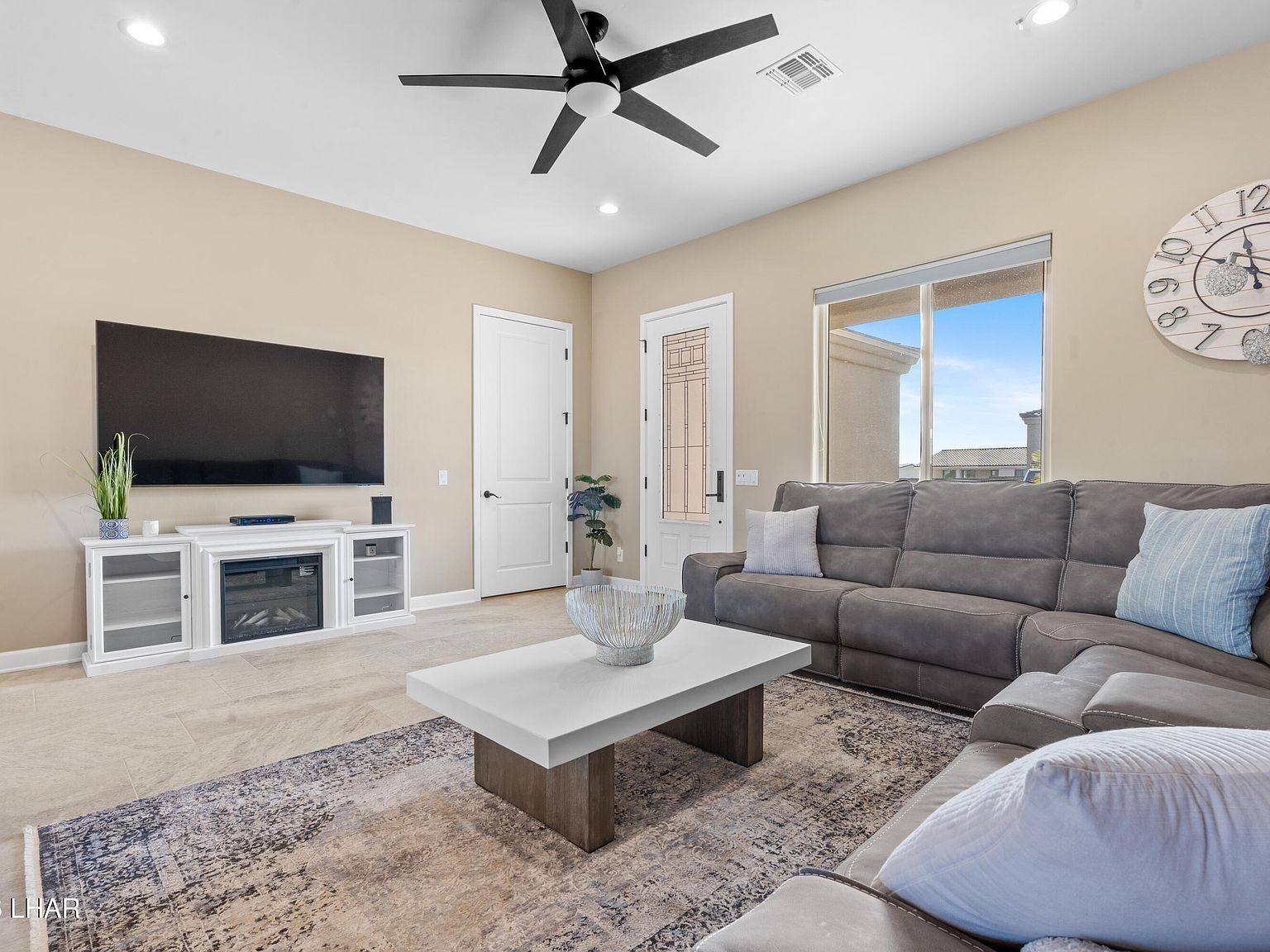 1659 Susan Dr Lake Havasu City, AZ 86404 - Thumbnail 4