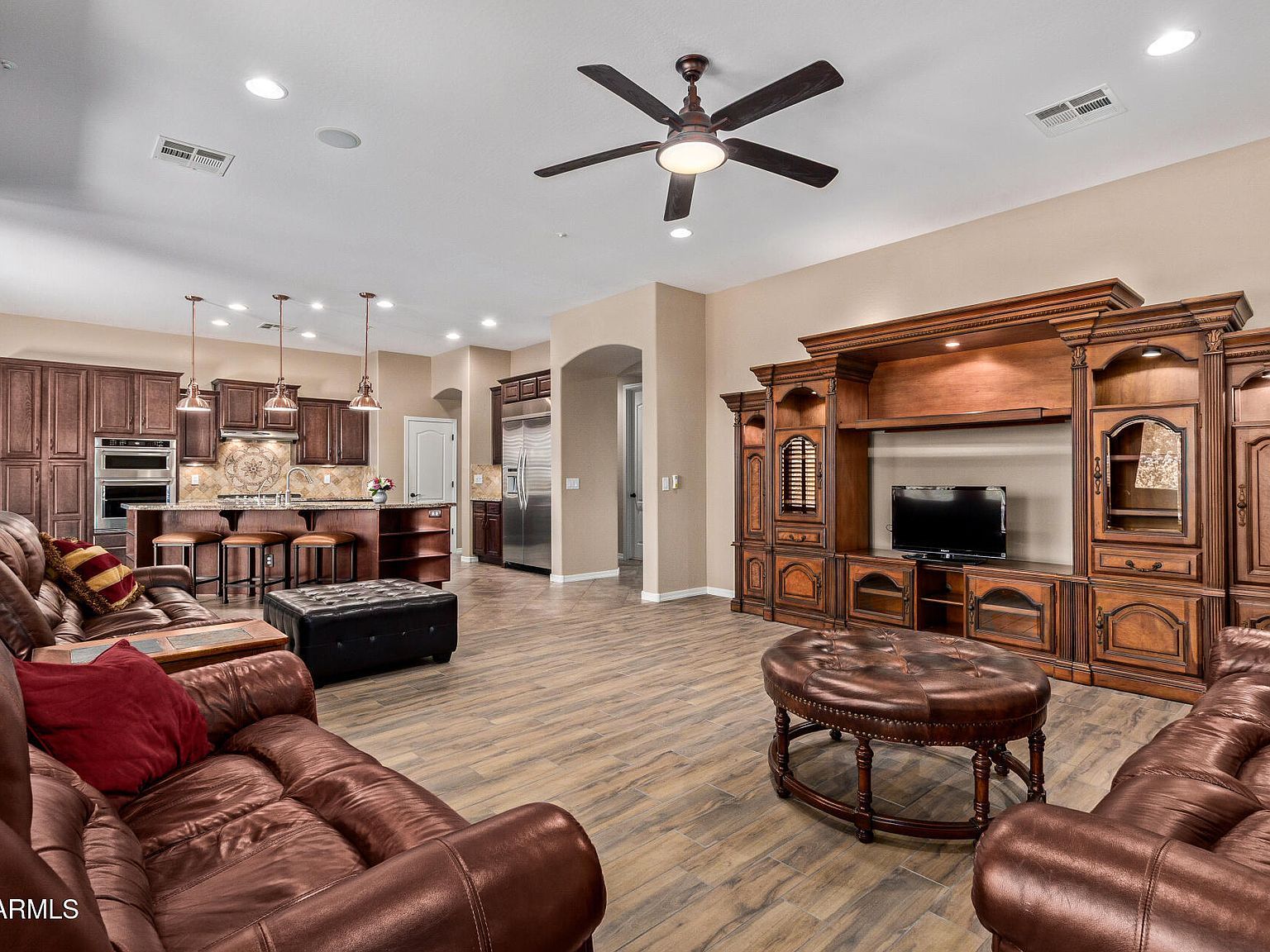 12481 W Milton Dr Peoria, AZ 85383 - Thumbnail 4