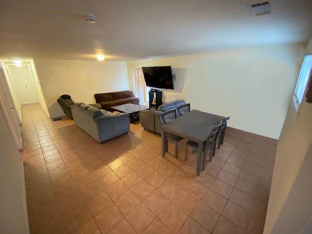 7585 Chestnut Street, Gilroy, CA, USA, 95020 - Thumbnail 4