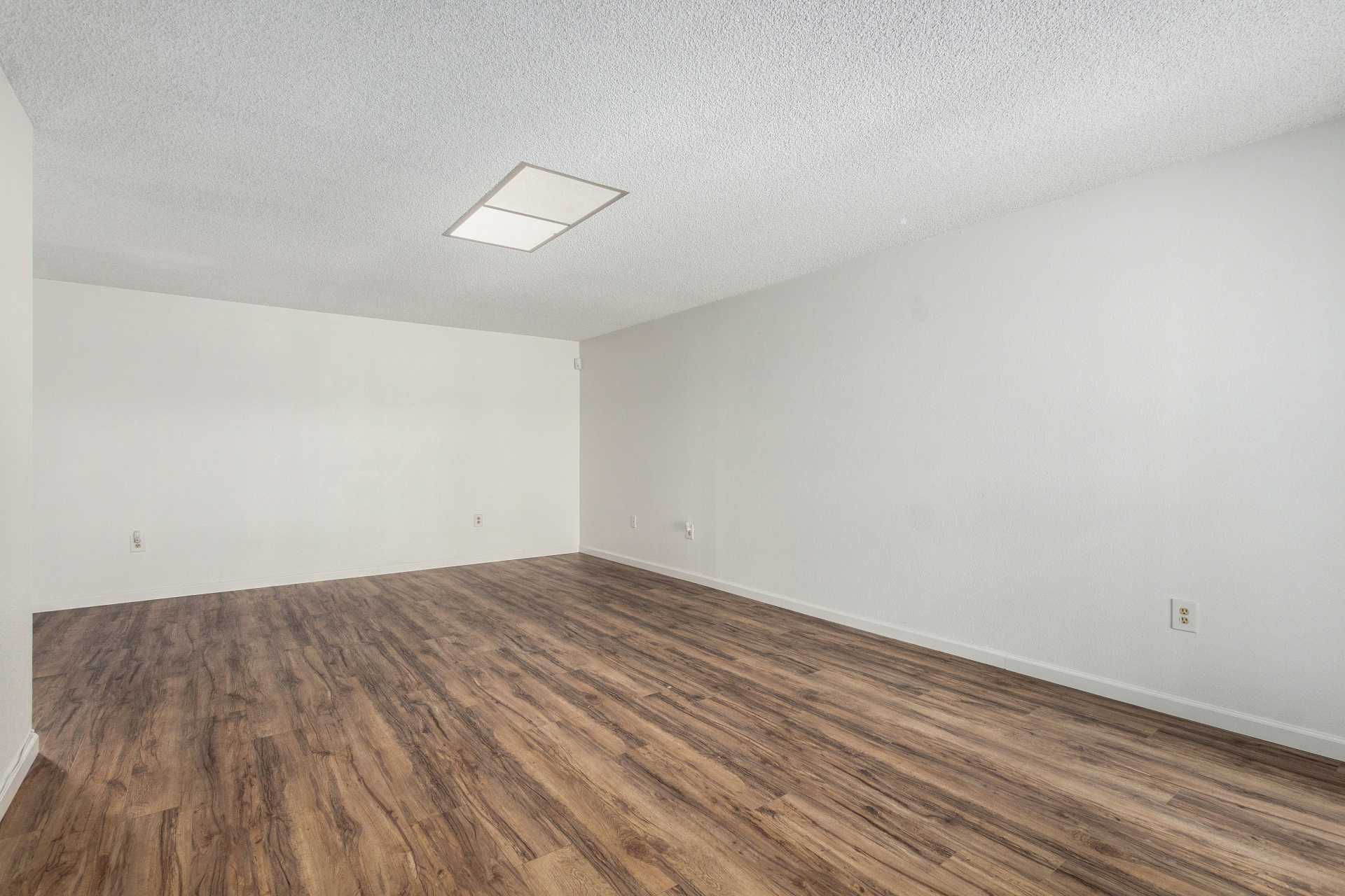 10815 W Santa Fe Dr, Sun City, AZ 85351, USA - Thumbnail 4