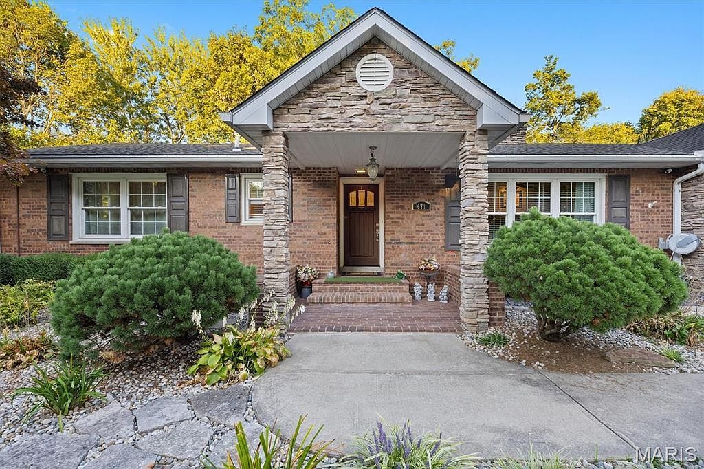 671 Glen Crossing Rd Glen Carbon, IL 62034 - Thumbnail 4